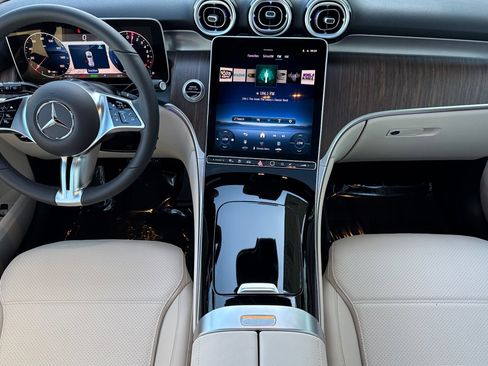 New 2026 Mercedes-Benz GLC 350e 4MATIC image 13