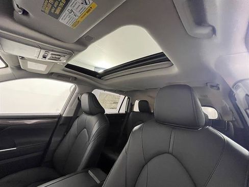 New 2026 Toyota Highlander Limited AWD/4WD image 10