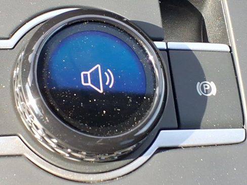 New 2026 Volkswagen Tiguan SE R-Line image 18