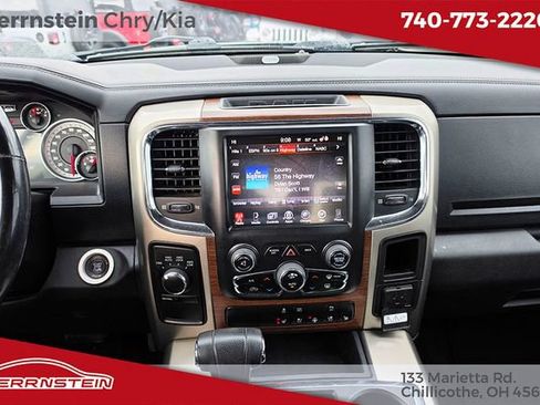 Used 2013 RAM 1500 Laramie w/ Convenience Group AWD/4WD image 9