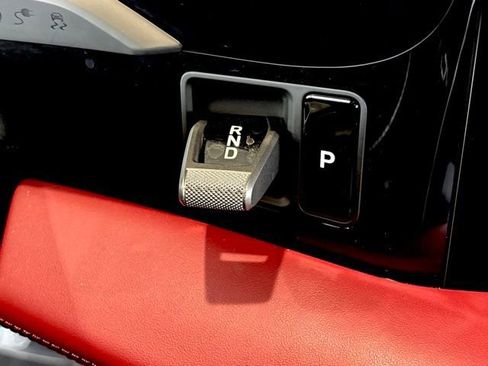 Used 2025 Porsche Taycan image 16