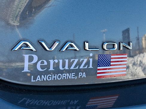 Used 2017 Toyota Avalon XLE image 31