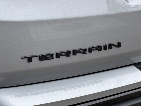Used 2024 GMC Terrain SLT w/ Elevation Edition FWD image 21