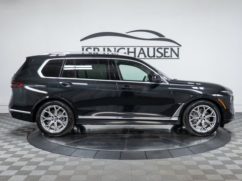 New 2026 BMW X7 xDrive40i w/ Executive Package image 4