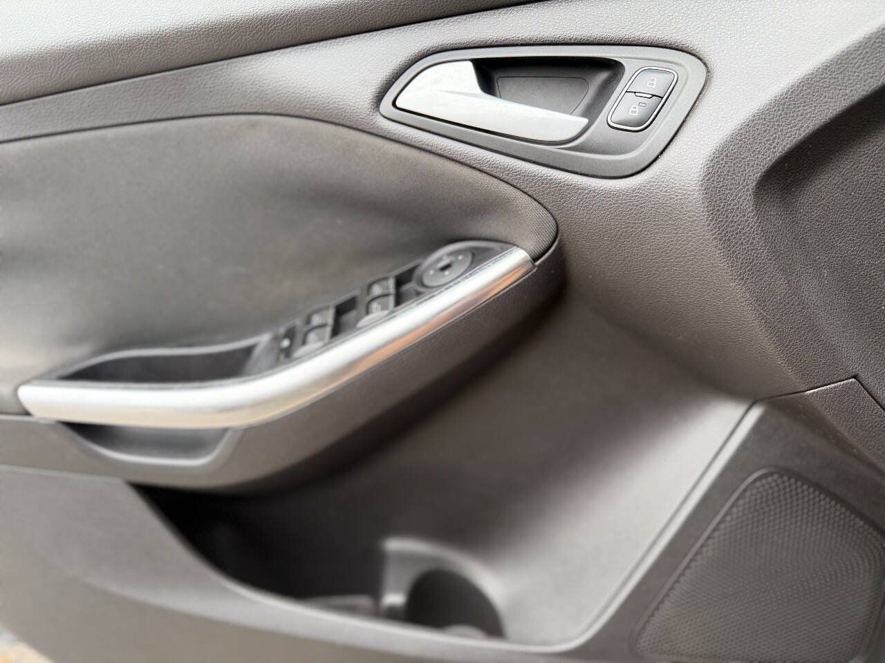 Used 2015 Ford Focus ST FWD image 19
