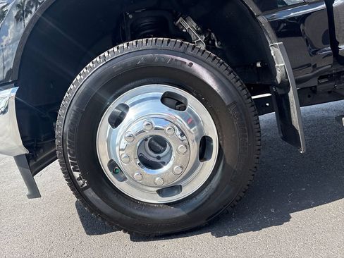 Used 2025 Ford F350 XL w/ FX4 Off-Road Package AWD/4WD image 15