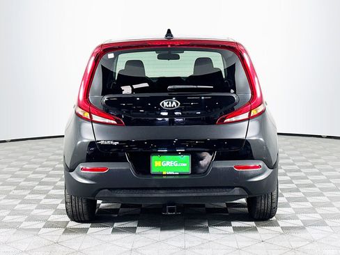 Used 2021 Kia Soul LX image 8