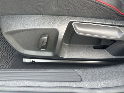 New 2025 Volkswagen GTI SE image 10