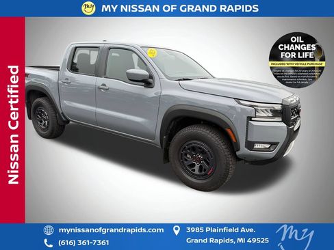 Used 2025 Nissan Frontier PRO-4X w/ Interior Protection Package AWD/4WD image 1