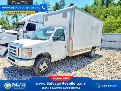 Used 2017 Ford E-450 and Econoline 450 Super Duty w/ Power Windows & Locks Group RWD image 1