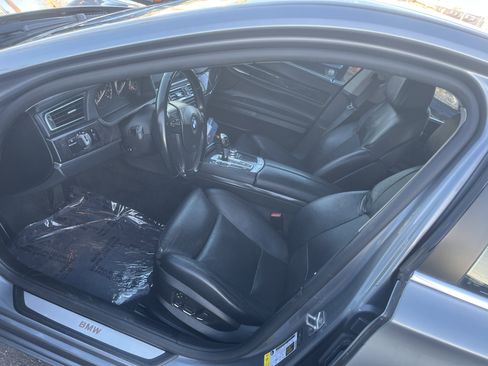 Used 2011 BMW 740Li image 10