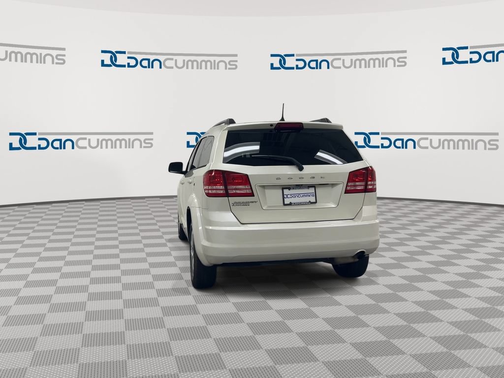 Used 2018 Dodge Journey SE w/ Connectivity Group FWD image 7