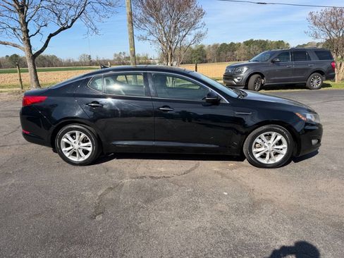 Used 2012 Kia Optima EX w/ Premium Pkg image 6