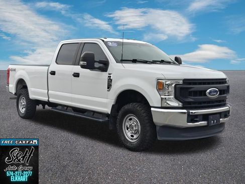 Used 2022 Ford F250 XL w/ Power Equipment Group AWD/4WD image 3
