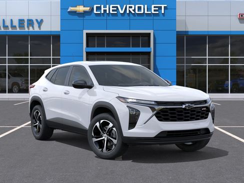 New 2026 Chevrolet Trax RS w/ Sunroof Package FWD image 8