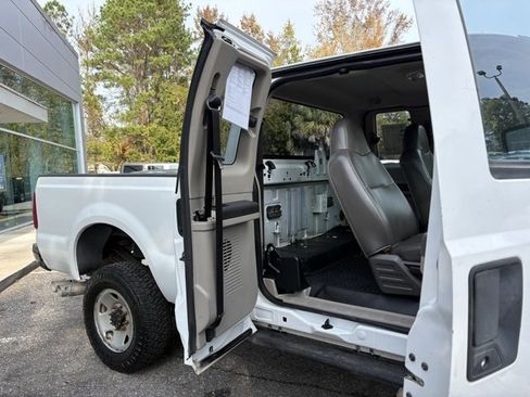 Used 2009 Ford F350 4x4 SuperCab Super Duty image 22