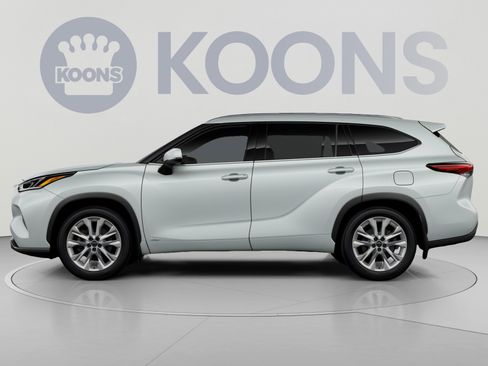 New 2026 Toyota Highlander Limited AWD/4WD image 5