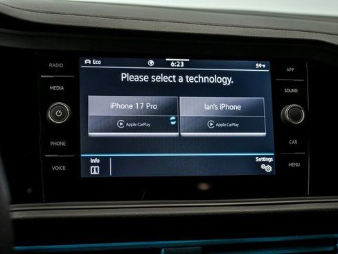 Used 2024 Volkswagen Jetta GLI 40th Anniversary Edition image 18