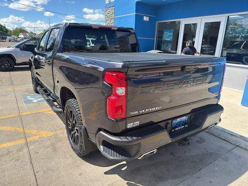 Used 2022 Chevrolet Silverado 1500 RST w/ Z71 Off-Road Package AWD/4WD image 7