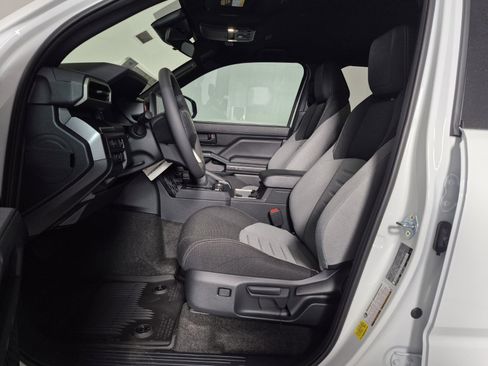 New 2026 Toyota 4Runner 4WD image 15