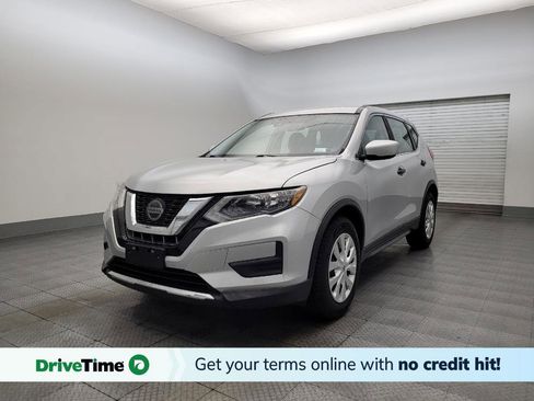 Used 2019 Nissan Rogue S image 1