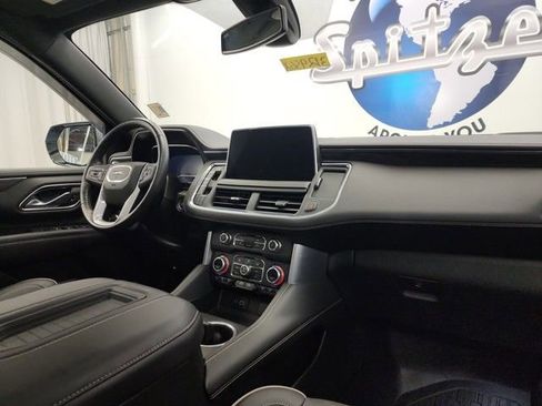 Used 2022 GMC Yukon SLT w/ SLT Premium Package image 26