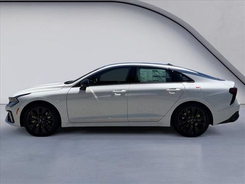 New 2026 Kia K5 GT FWD image 2