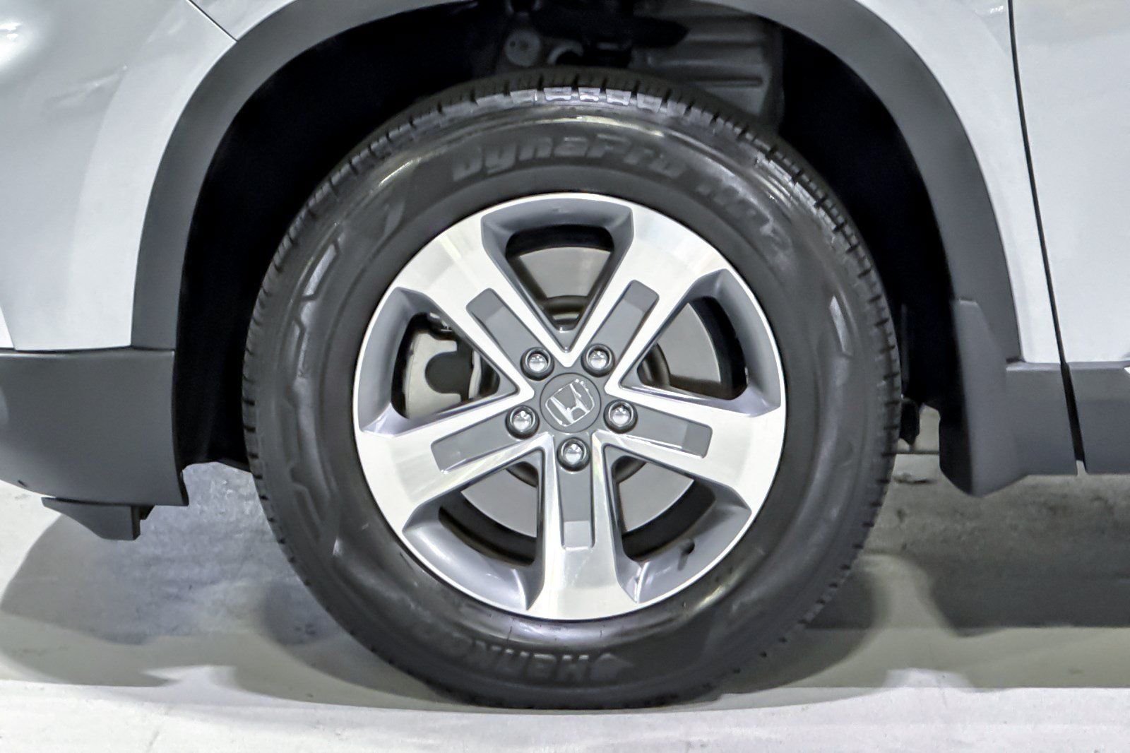 Used 2025 Honda Pilot EX-L image 13