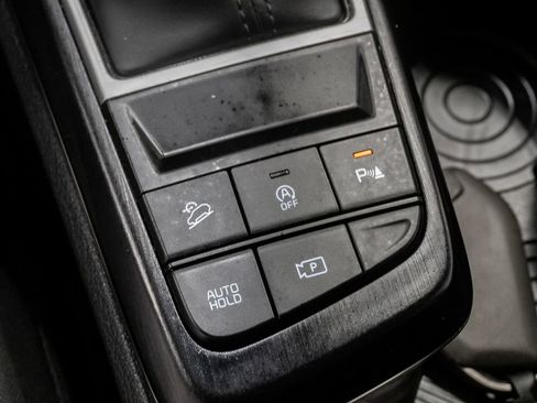 Used 2026 Kia Sportage LX FWD image 23