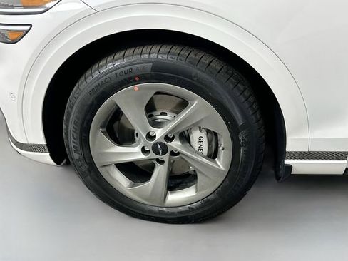 New 2026 Genesis GV70 2.5T Advanced image 23