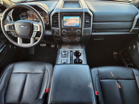 Used 2021 Ford Expedition XLT image 33
