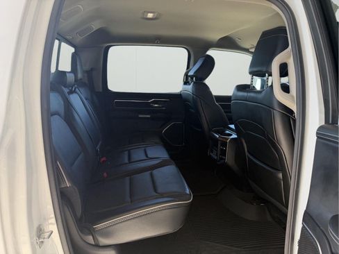 Used 2022 RAM 1500 Laramie AWD/4WD image 16