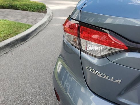 Used 2023 Toyota Corolla LE FWD image 27
