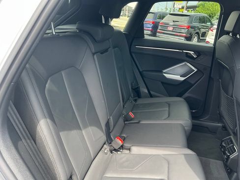 Used 2025 Audi Q3 2.0T Premium AWD/4WD image 25