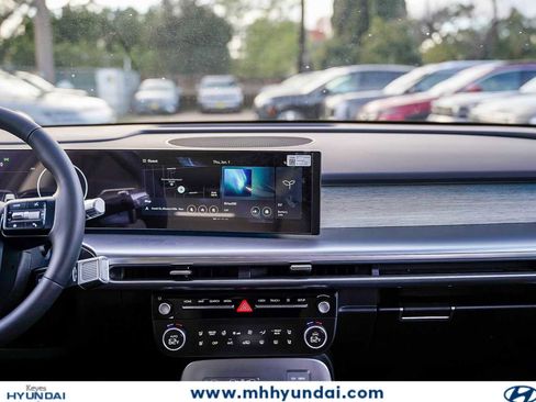 New 2026 Hyundai Ioniq 9 Limited AWD/4WD image 15