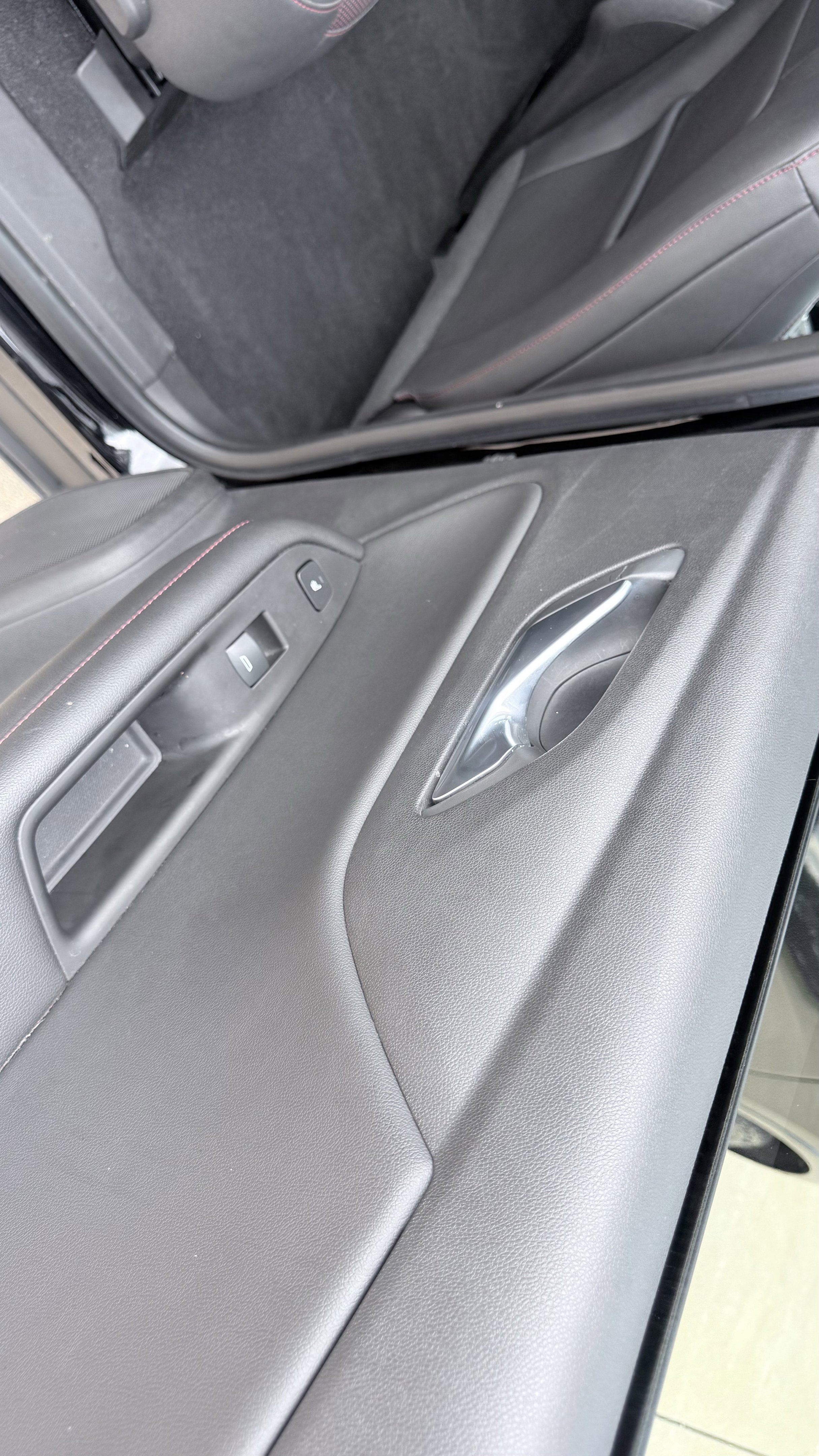 Used 2021 Chevrolet Blazer RS w/ Enhanced Convenience Package FWD image 42