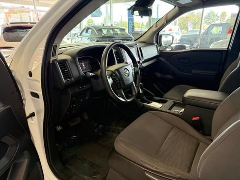 Used 2023 Nissan Frontier S w/ Technology Package AWD/4WD image 2