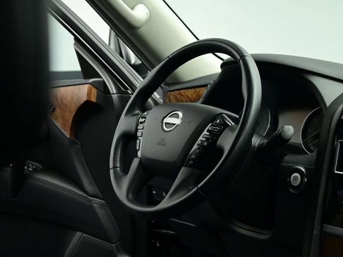 Used 2024 Nissan Armada SL image 34