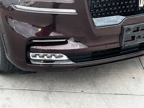 Used 2023 Lincoln Aviator Reserve w/ Equipment Group 201A image 9