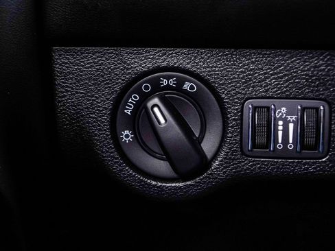Used 2023 Dodge Challenger SRT Hellcat RWD image 33