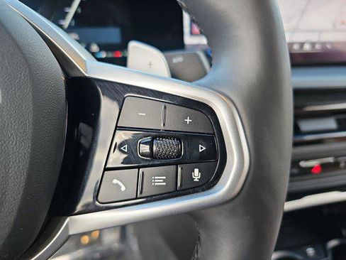 Used 2025 BMW 230i Coupe w/ M Sport Package image 17