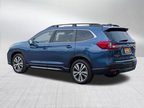Used 2022 Subaru Ascent Limited w/ Technology Package image 5