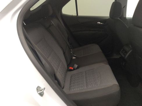 Used 2024 Chevrolet Equinox LT w/ Driver Convenience Package image 19