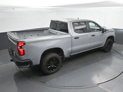 Used 2024 Chevrolet Silverado 1500 LT Trail Boss w/ Convenience Package II AWD/4WD image 31