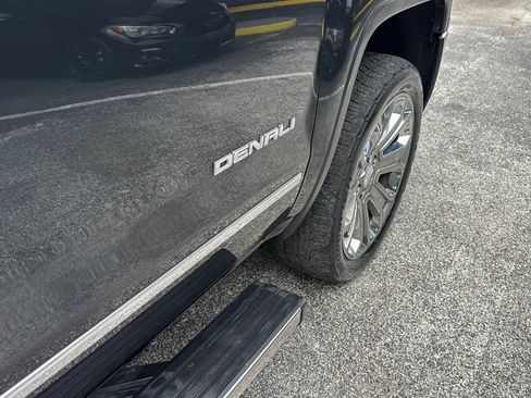 Used 2017 GMC Sierra 1500 Denali w/ Denali Ultimate Package AWD/4WD image 34