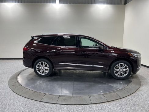 Used 2021 Buick Enclave Avenir w/ Avenir Technology Package image 5