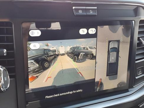 New 2026 Ford F250 Lariat w/ Black Appearance Package AWD/4WD image 7