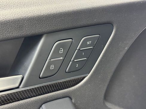 Used 2020 Audi SQ5 Premium Plus w/ Premium Plus Package image 9