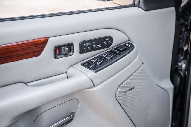 Used 2003 Cadillac Escalade AWD image 53