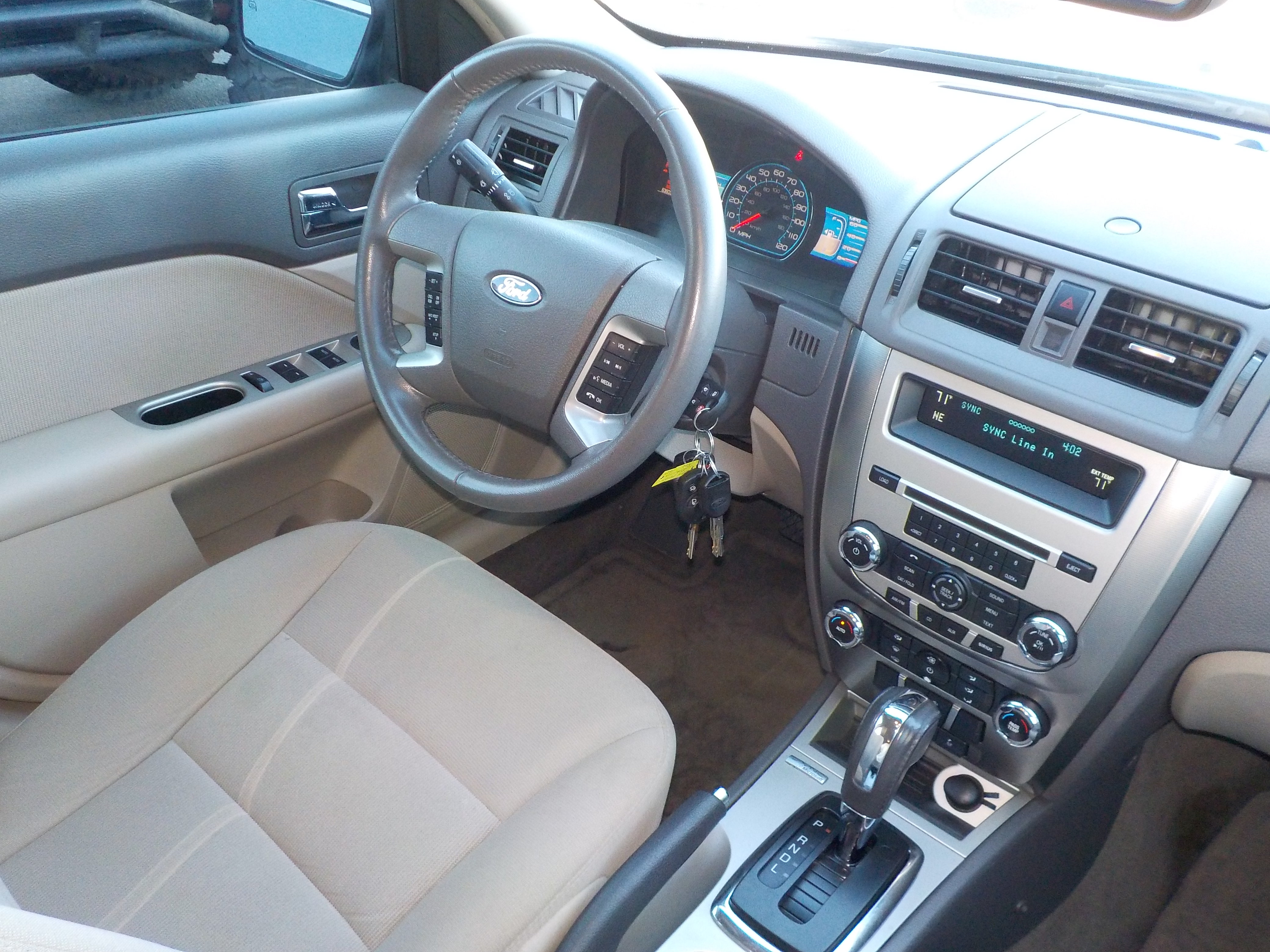 Used 2012 Ford Fusion Hybrid FWD image 20